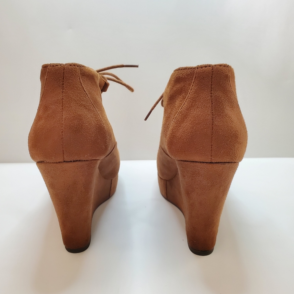 Y•Not? Camel Lace Up Platform Wedge Sz 8.5 - Picture 10 of 14